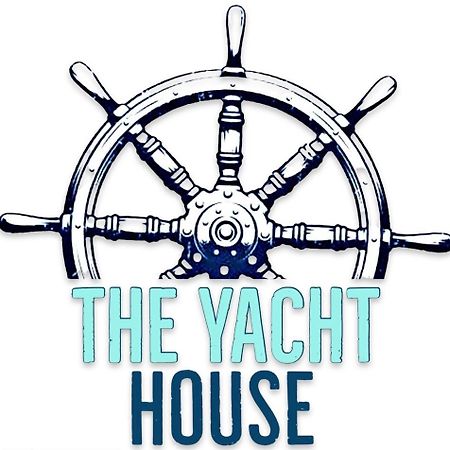 The Yacht House Hotell Hartbeespoort Exteriör bild